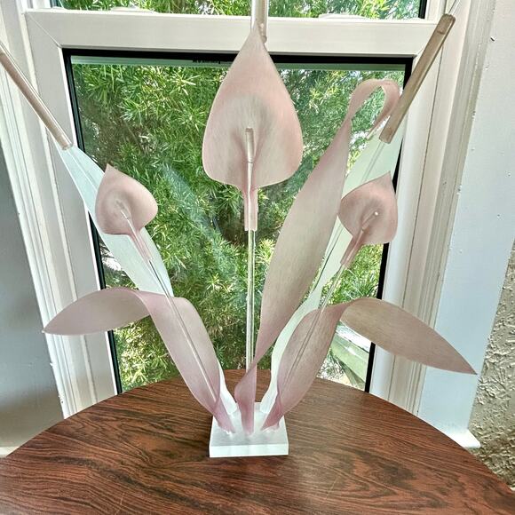 Vintage Lucite Calla Lily Sculpture with Pink and White Petals 24.5” - Picture 2 of 16